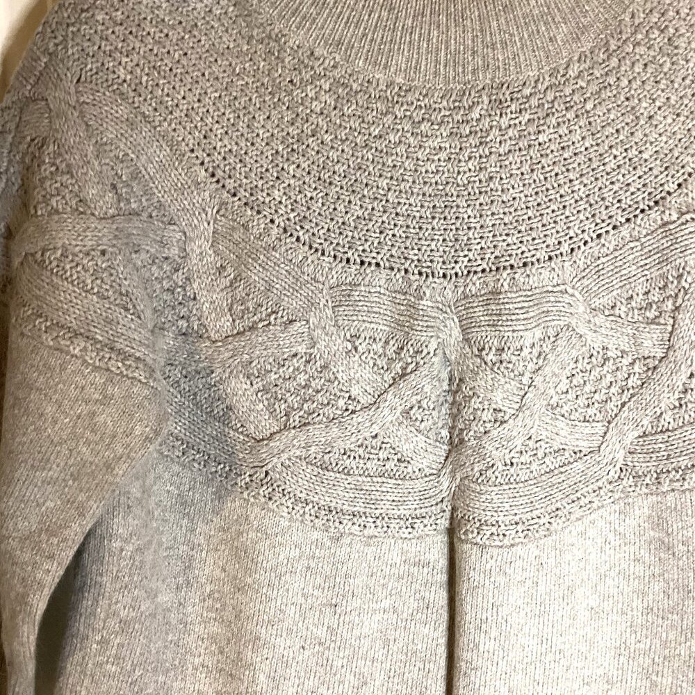 Eddie Bauer Women's Angora Rabbit Gray Knit Cardigan Sweater Size L 3/4 Sleeve - Picture 5 of 6